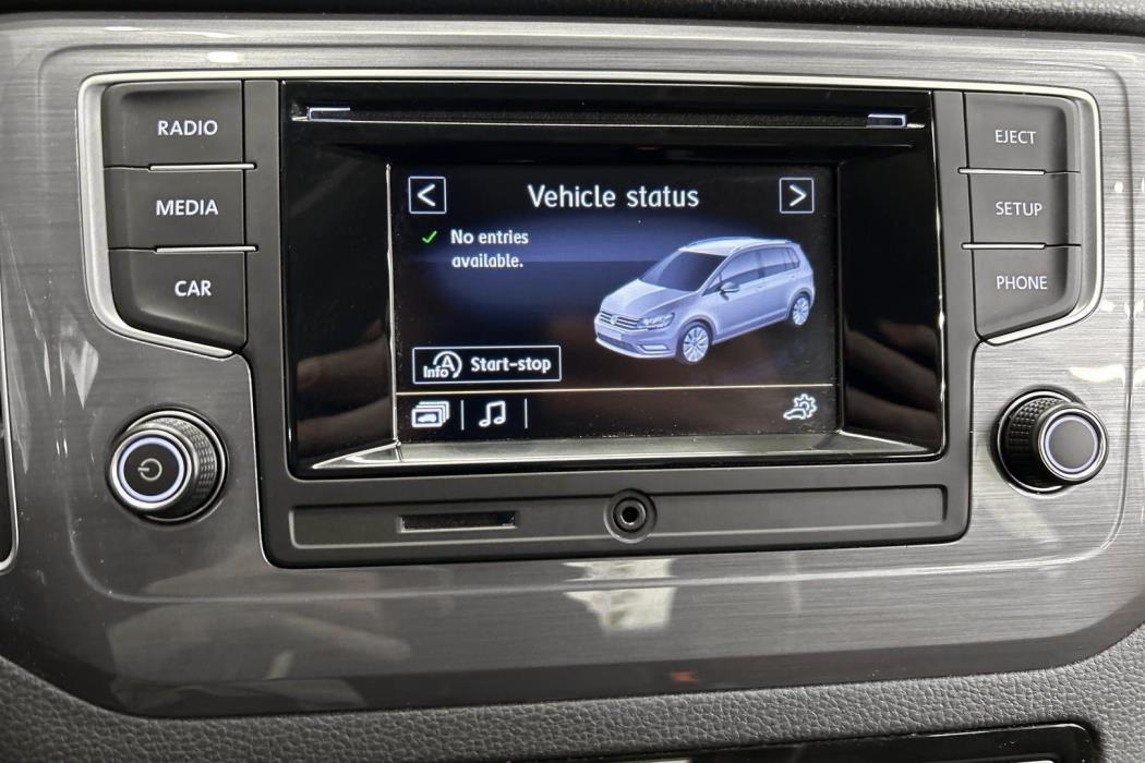 VOLKSWAGEN Golf Sportsvan 2016