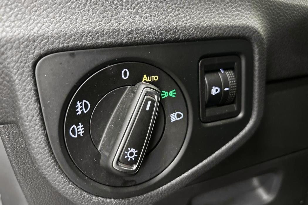 VOLKSWAGEN Golf Sportsvan 2016