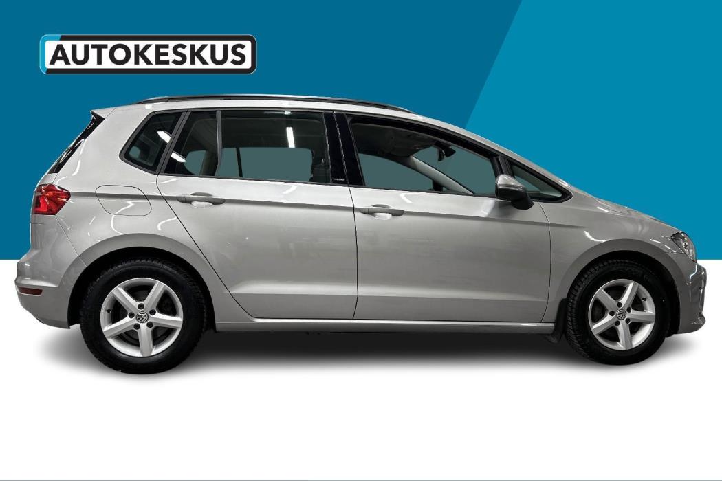 VOLKSWAGEN Golf Sportsvan 2016