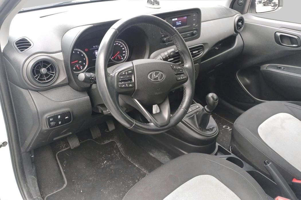 HYUNDAI i10 2021