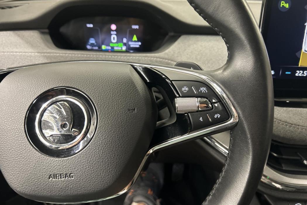 SKODA Enyaq 2023