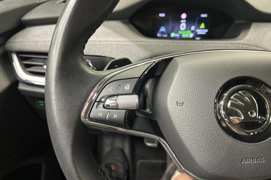SKODA Enyaq 2023