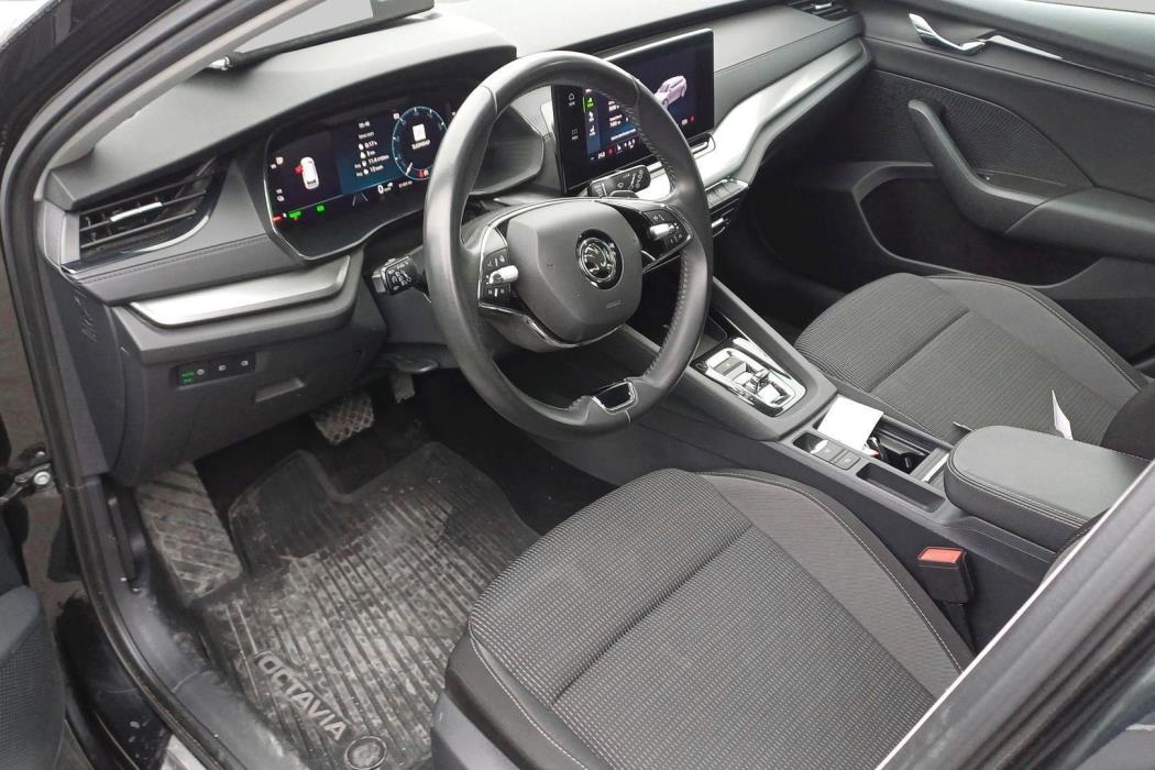 SKODA Octavia 2023