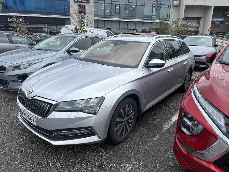 SKODA Superb 2024
