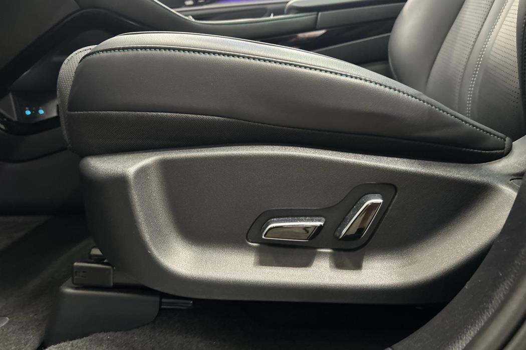 BYD Seal U DM-i 2025