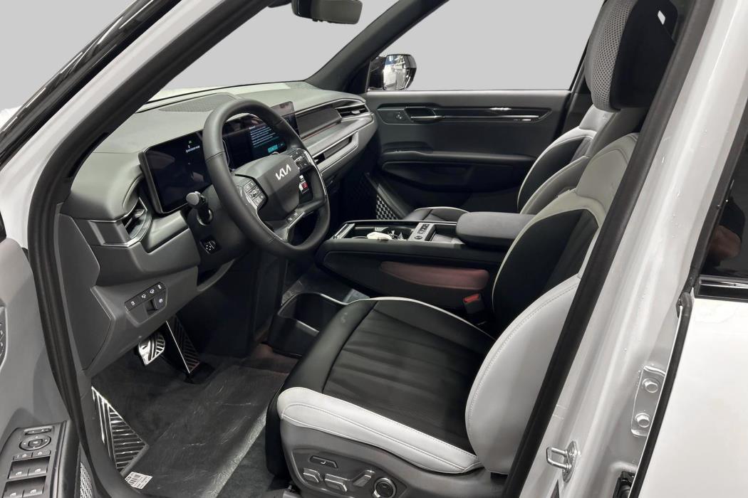 KIA EV9 2025