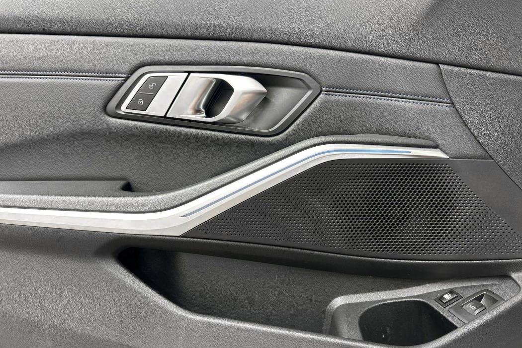 BMW 3-sarja 2023