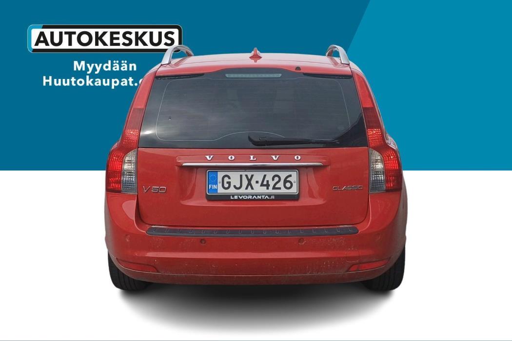 VOLVO V50 2011