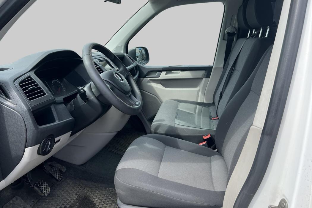 VOLKSWAGEN Transporter 2019