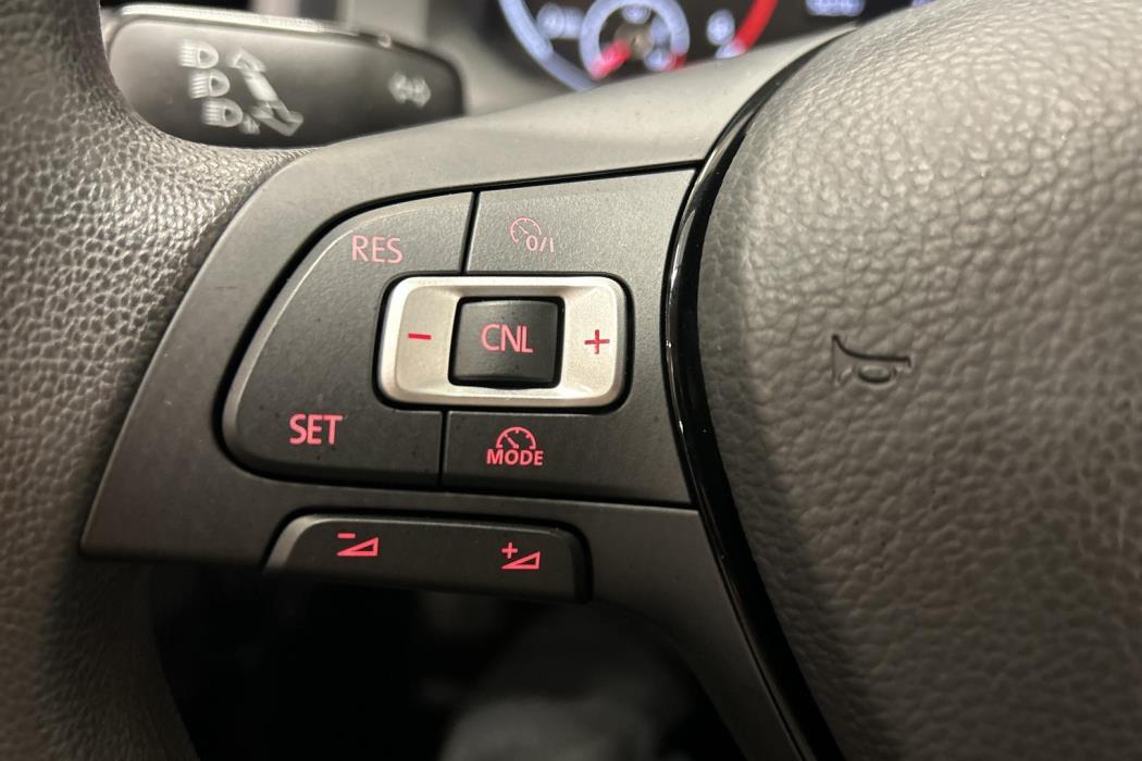 VOLKSWAGEN Polo 2020