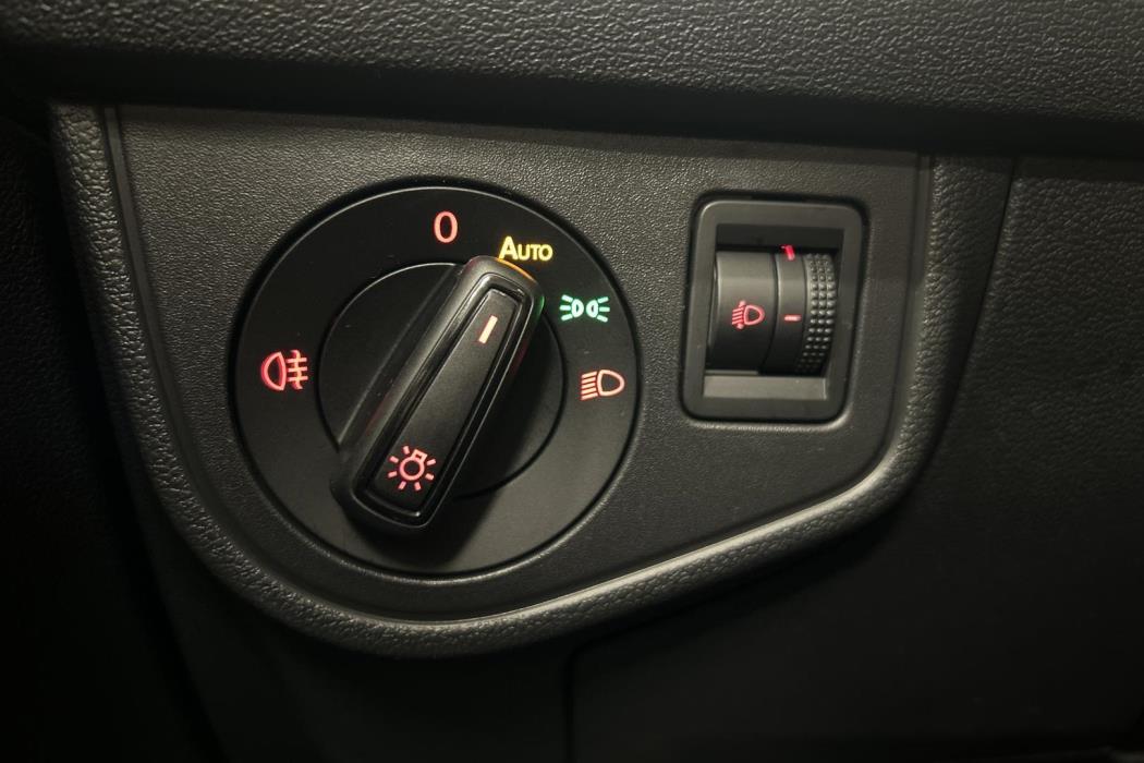 VOLKSWAGEN Polo 2020