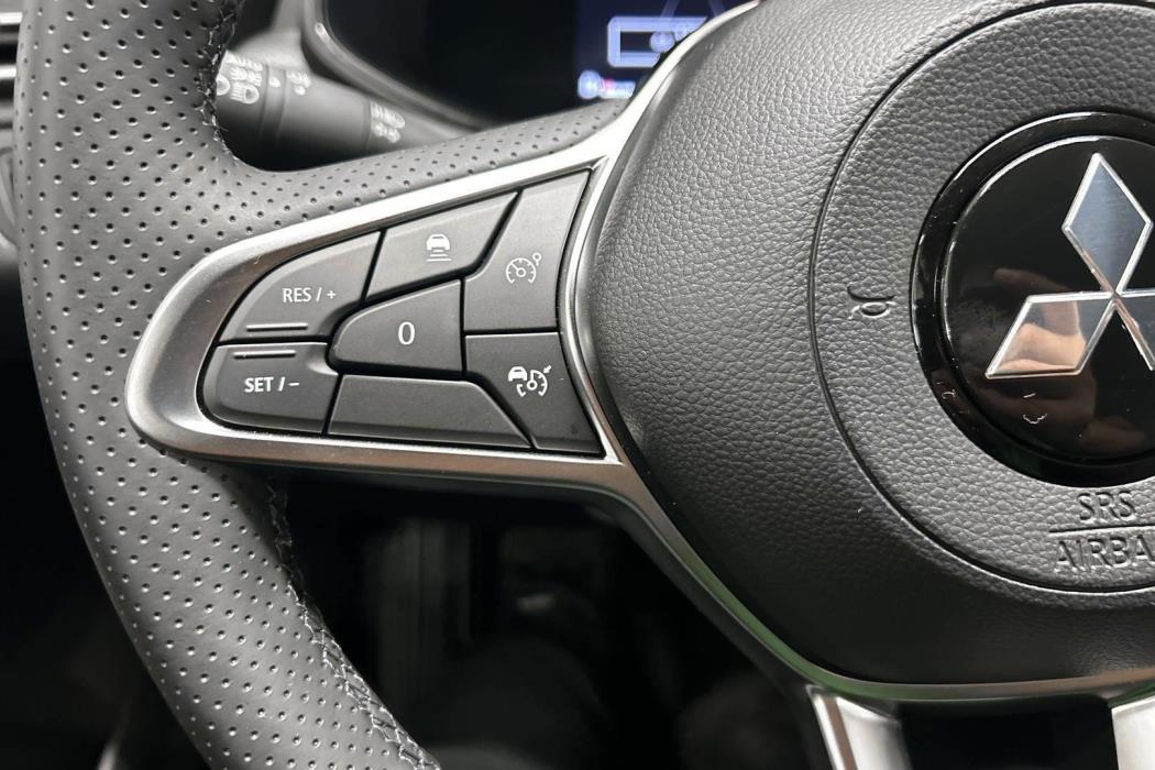 MITSUBISHI Colt 2025