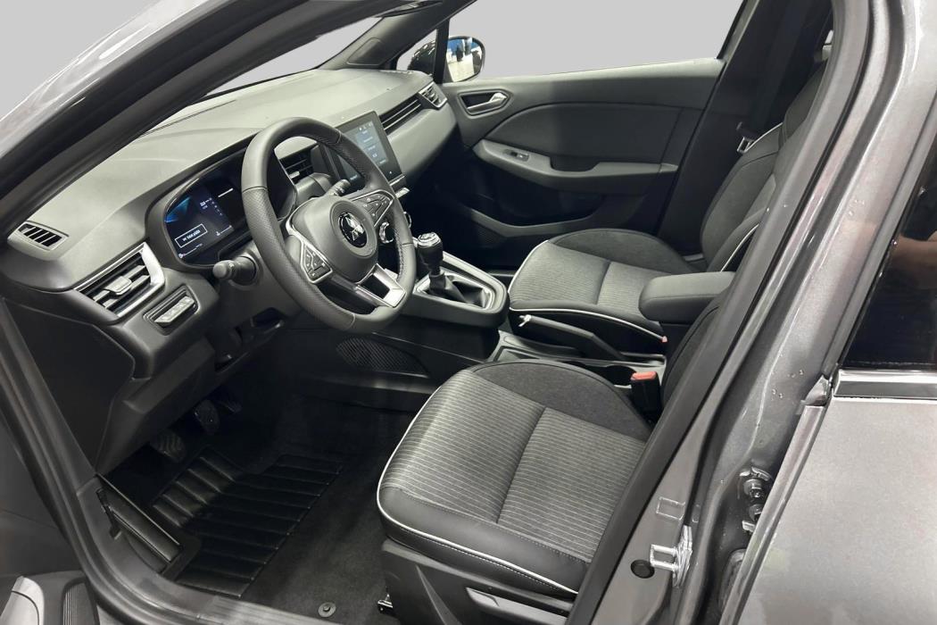 MITSUBISHI Colt 2025