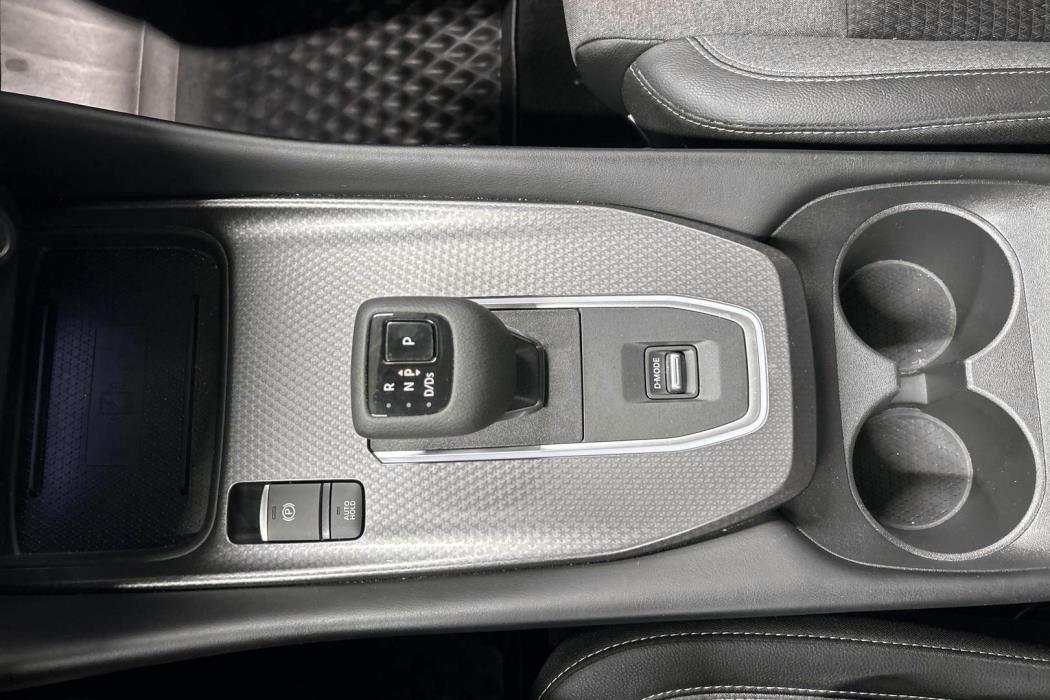 NISSAN Qashqai 2025