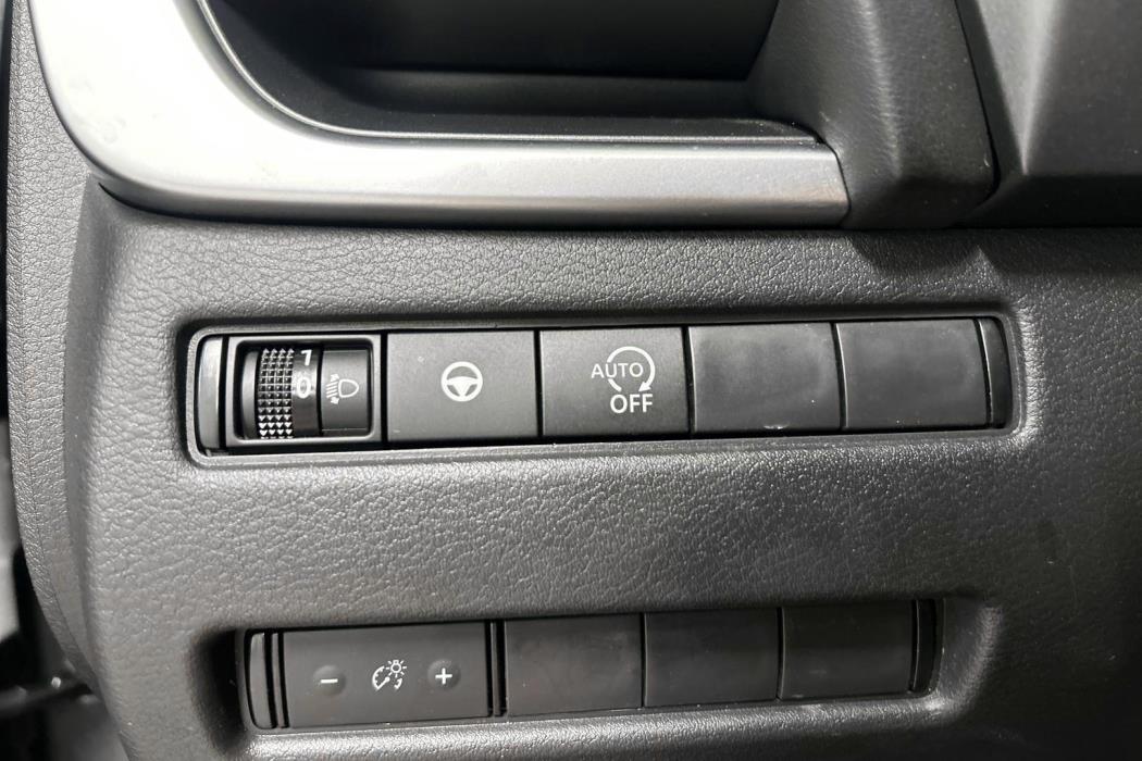 NISSAN Qashqai 2025