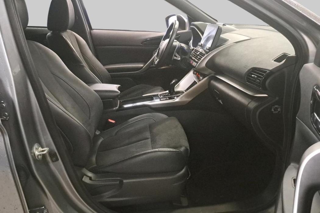 MITSUBISHI ECLIPSE CROSS 2021