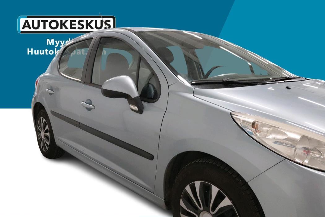 PEUGEOT 207 2011
