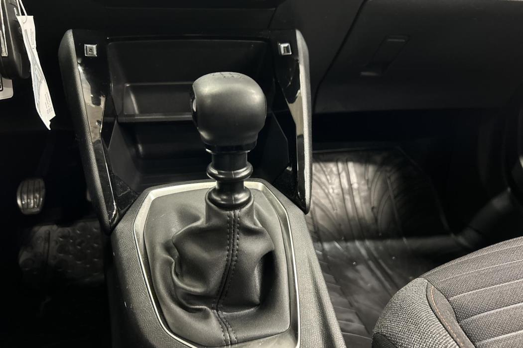 PEUGEOT 2008 2020