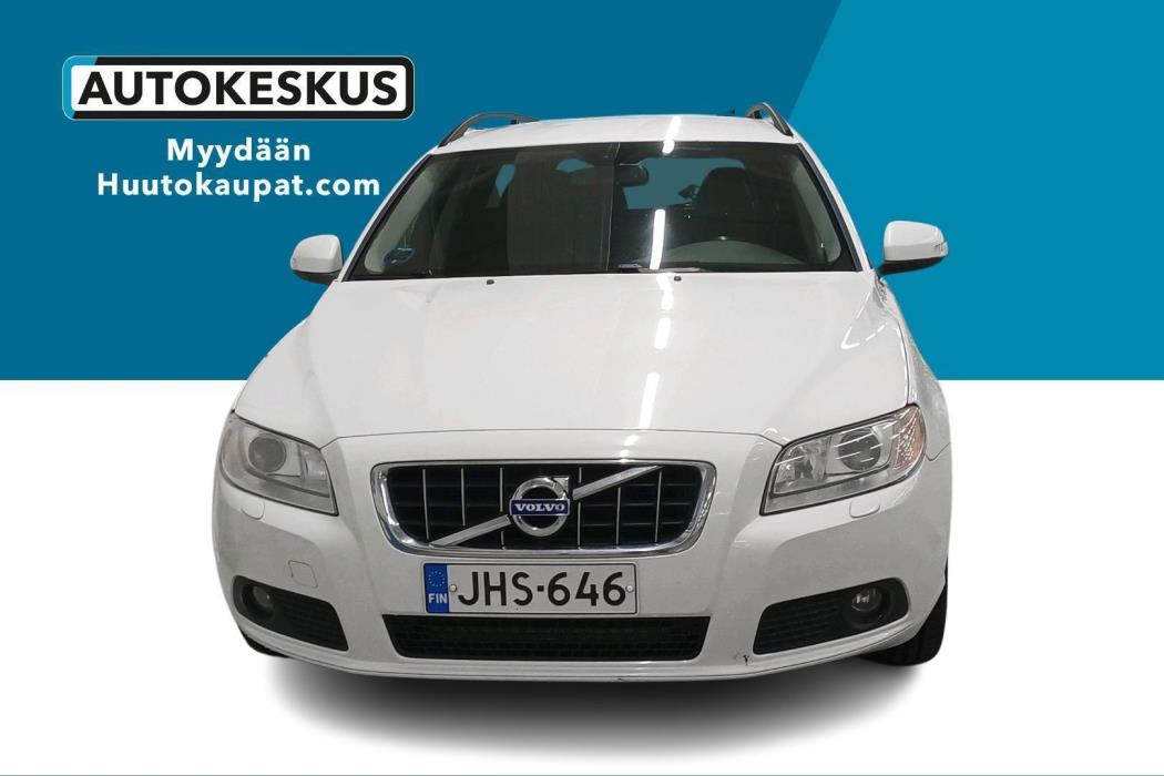 VOLVO V70 2011