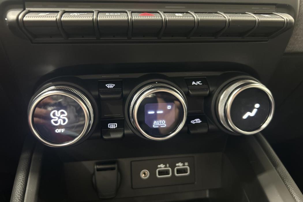 MITSUBISHI Colt 2026