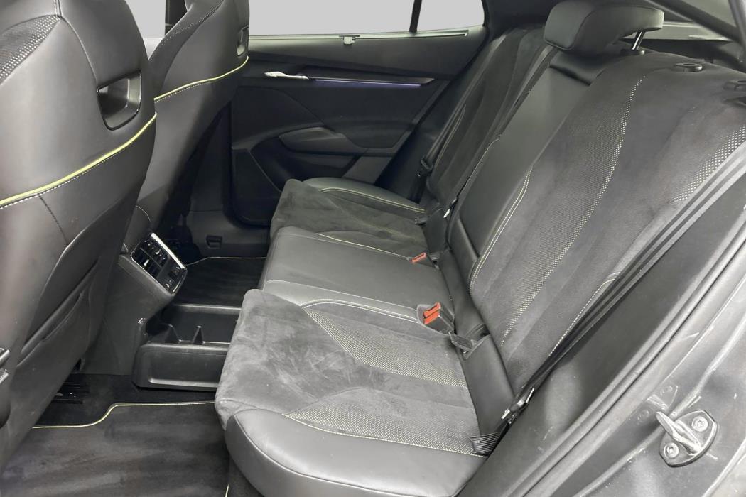 SKODA Enyaq 2022