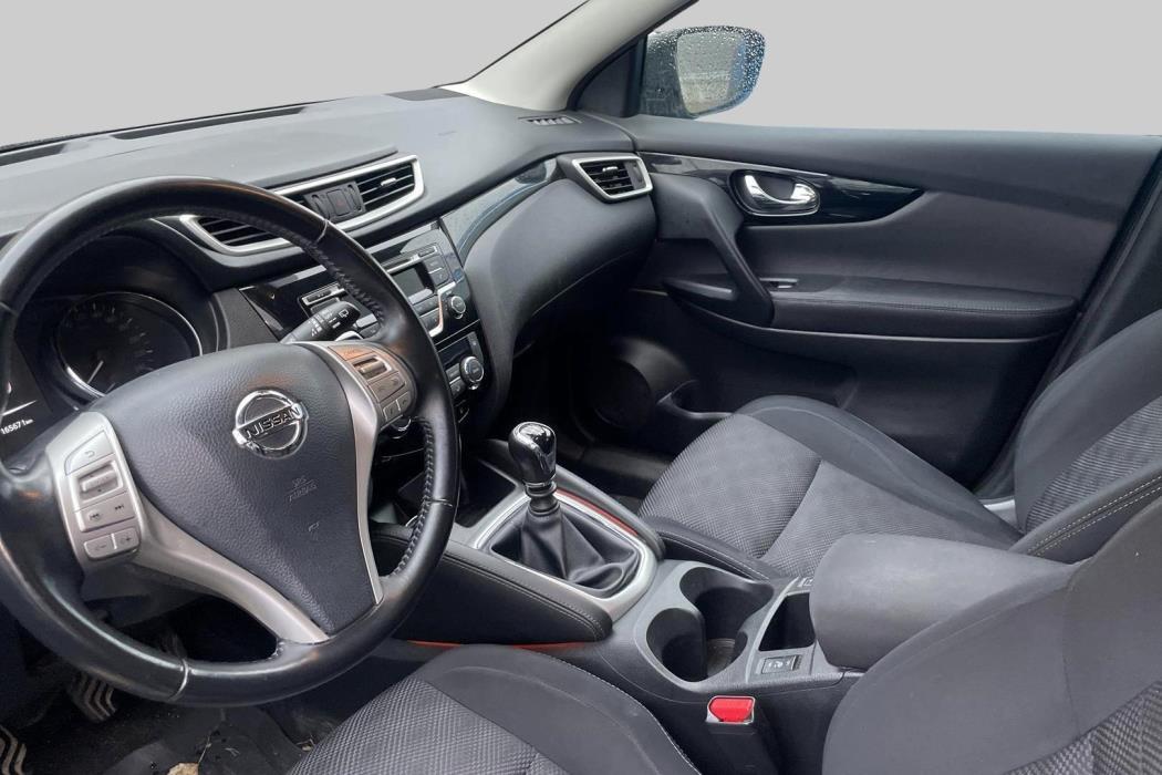 NISSAN Qashqai 2016