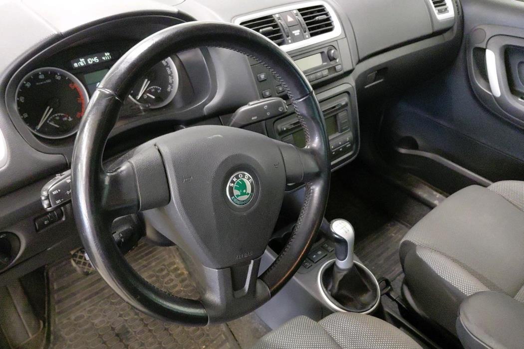 SKODA Fabia 2009