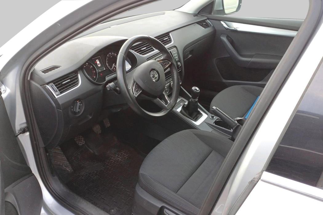 SKODA Octavia 2016
