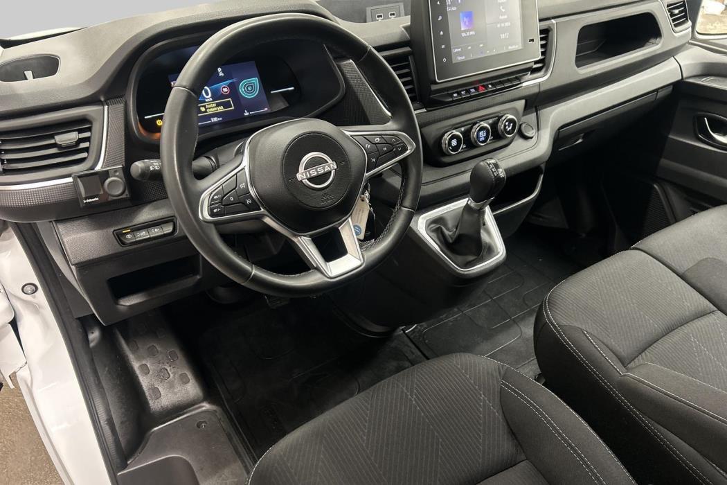NISSAN Primastar 2025