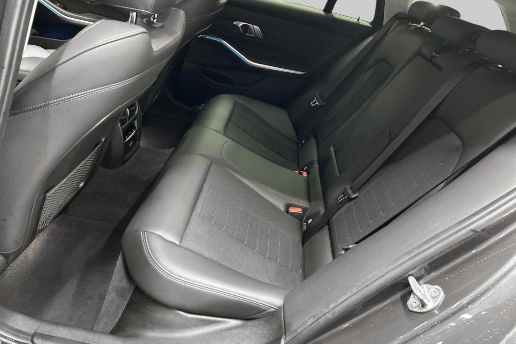 BMW 3-SARJA 2021