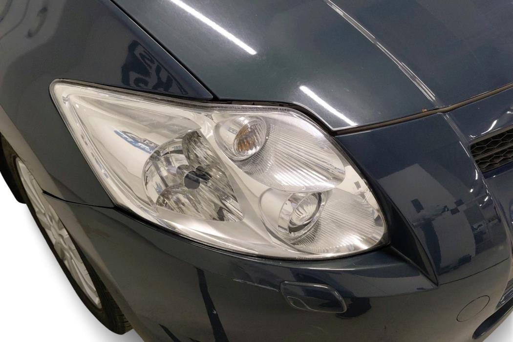 TOYOTA Auris 2008