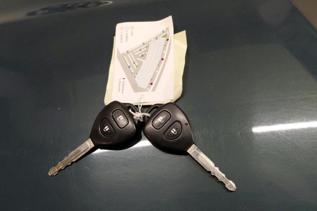 TOYOTA Auris 2008