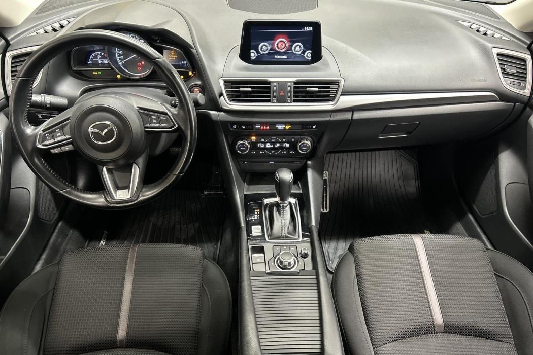 MAZDA Mazda3 2018