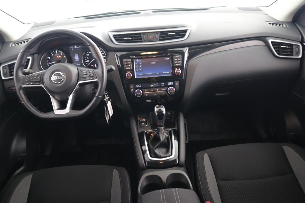 NISSAN Qashqai 2017