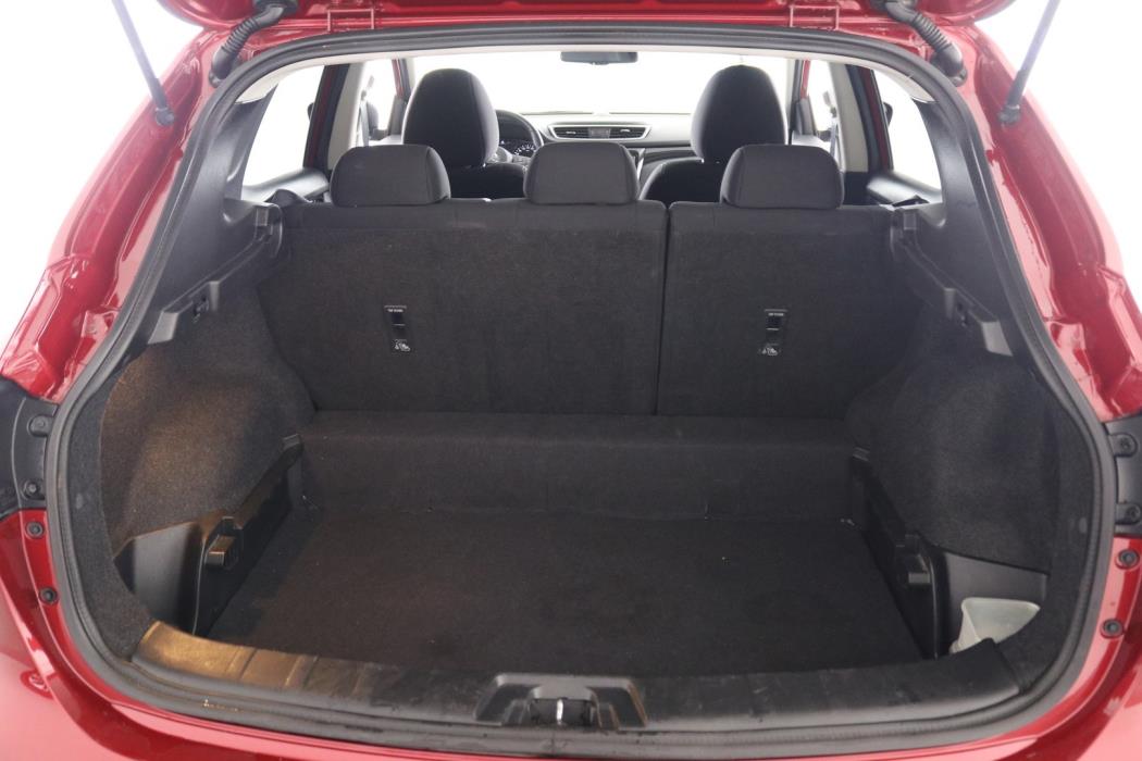 NISSAN Qashqai 2017