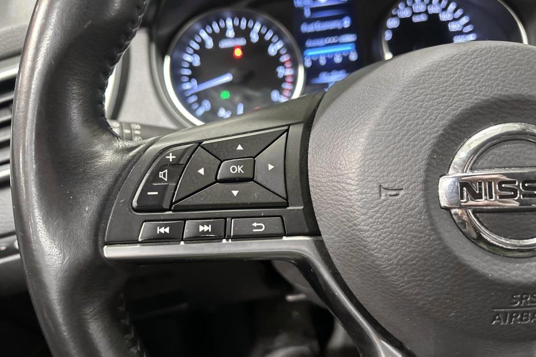 NISSAN Qashqai 2018