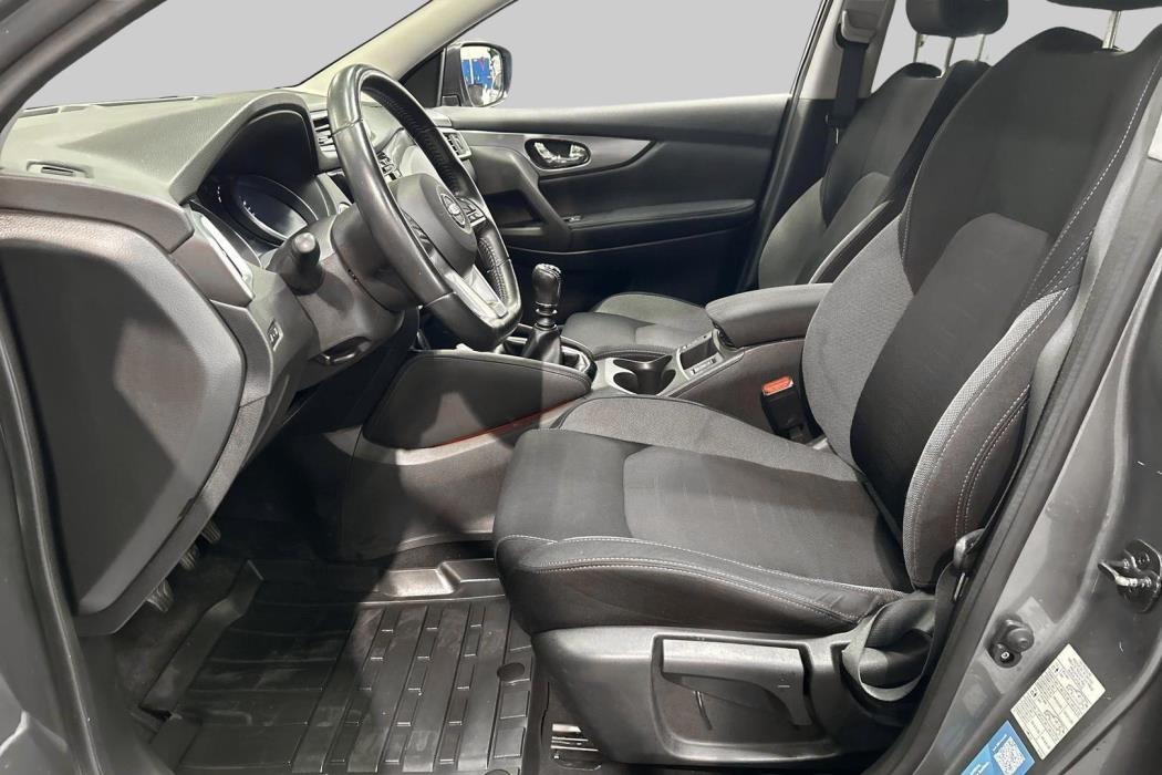 NISSAN Qashqai 2018