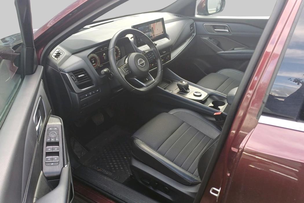 NISSAN Qashqai 2023