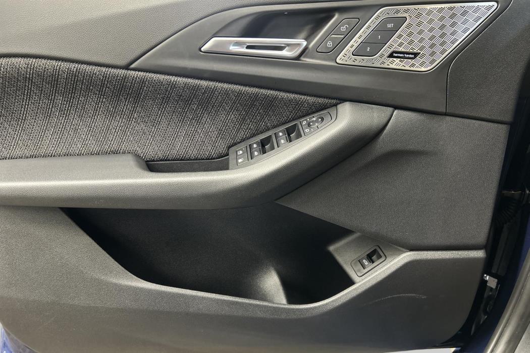 BMW 2-sarja 2024