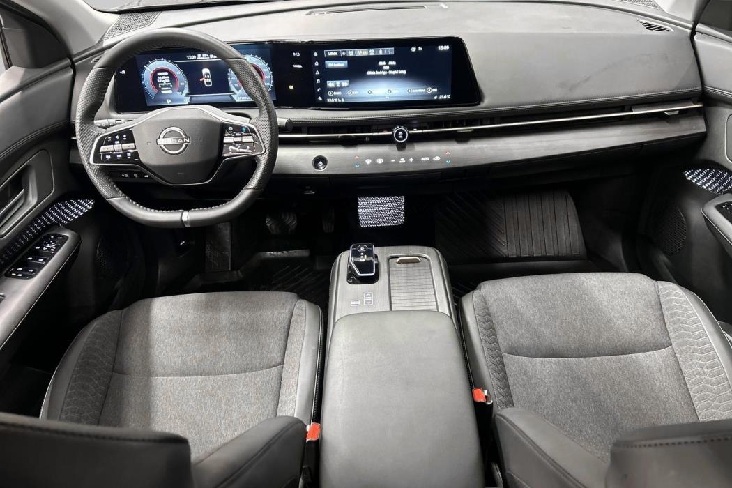 NISSAN Ariya 2025