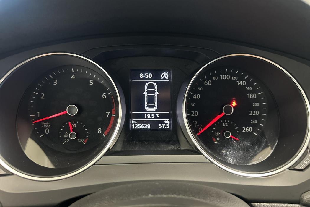 VOLKSWAGEN Jetta 2017