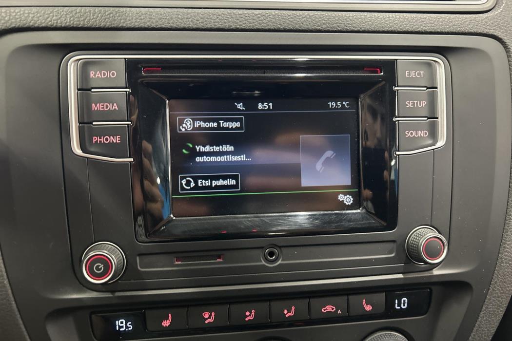 VOLKSWAGEN Jetta 2017