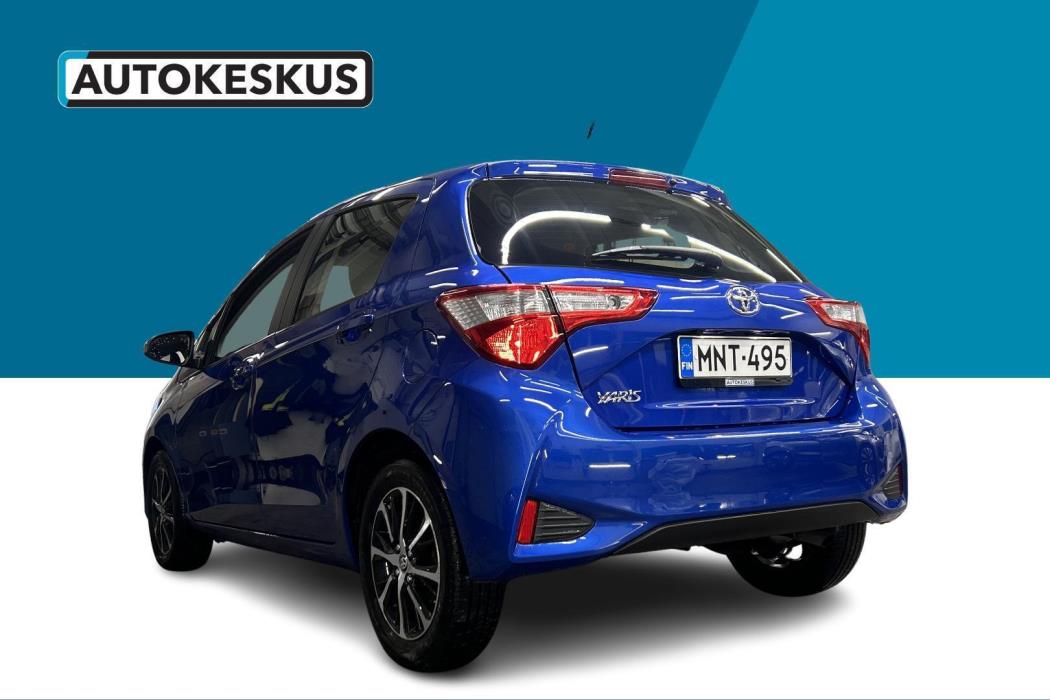 TOYOTA Yaris 2018