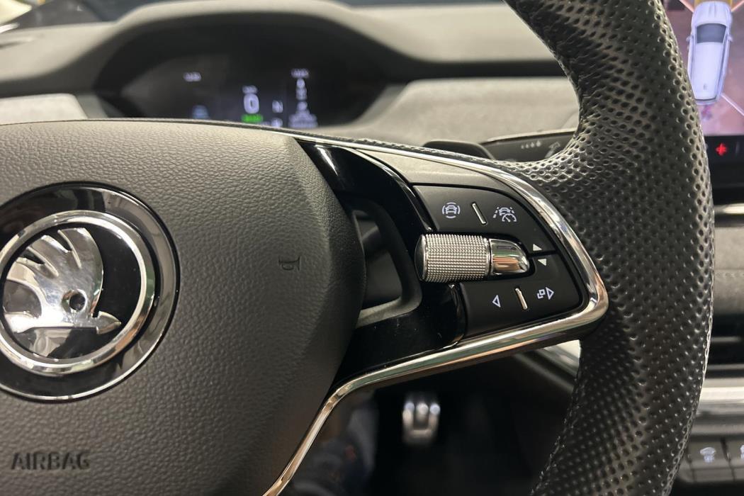 SKODA Enyaq 2024
