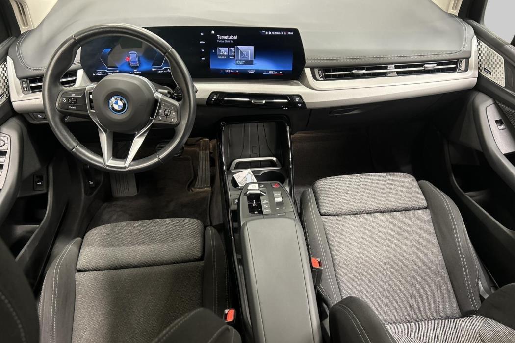 BMW 2-sarja 2023