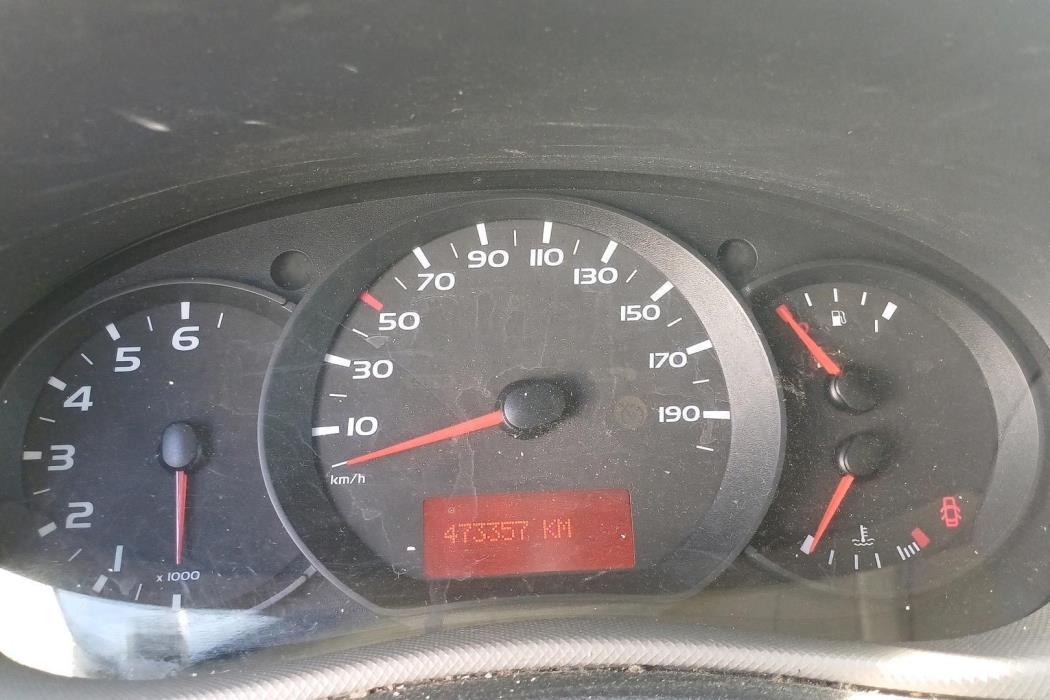 NISSAN NV400 2013