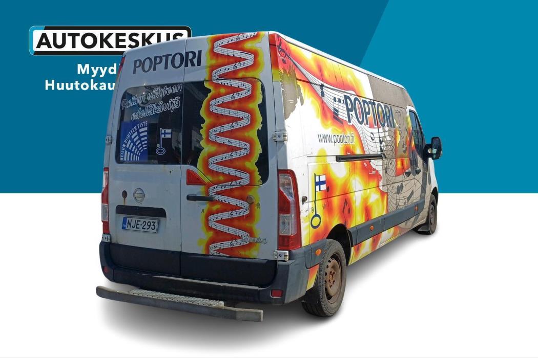 NISSAN NV400 2013