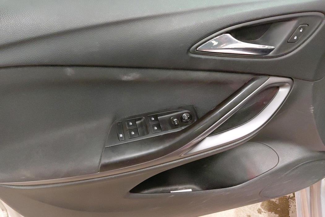 OPEL Astra 2016