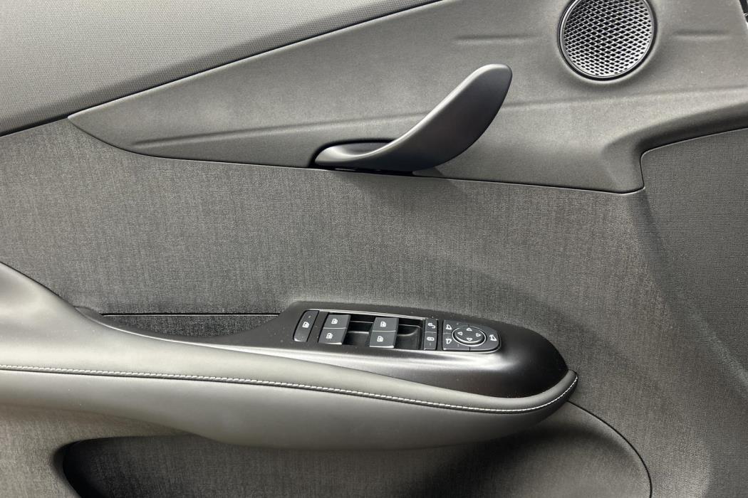BYD Dolphin 2025