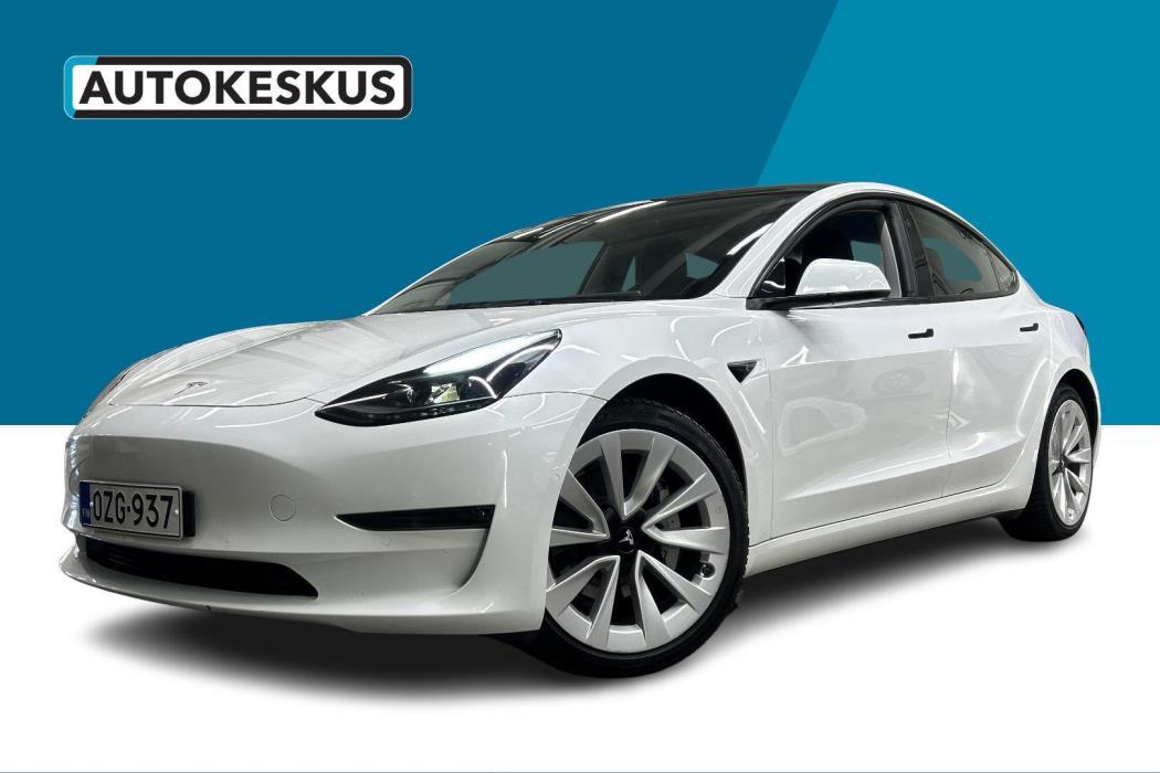 TESLA Model 3 2021